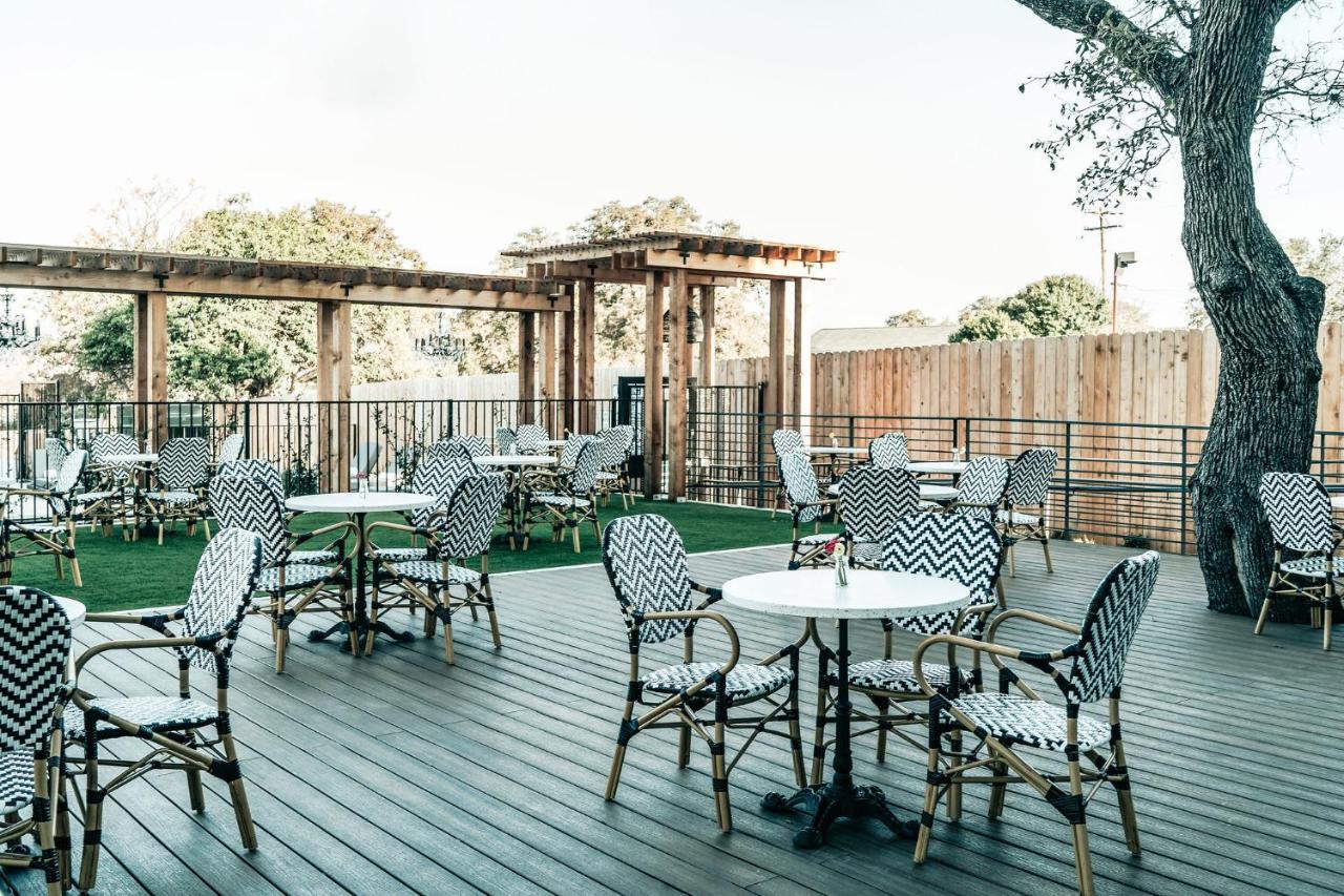 Colton House Hotel Austin Exterior photo